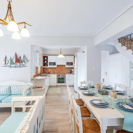 Meganisi * Spartokhorion