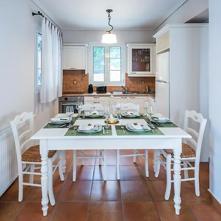 Meganisi Villas