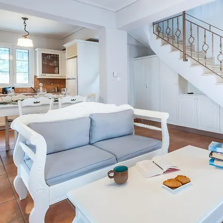 Meganisi Вилла *